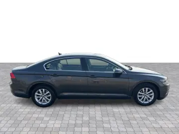 VW Passat Comfortline 2.0 TDI DSG