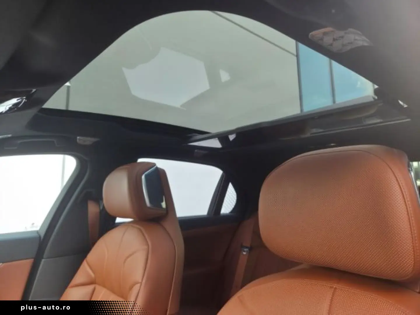 BMW M760 e xDrive Limousine Luftfederung AD Niveau N