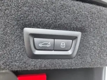 BMW M760 e xDrive Limousine Luftfederung AD Niveau N