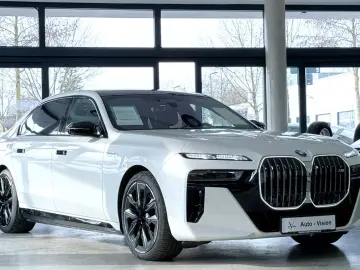 BMW M760e xDrive  Vollausstattung FULL Unfallfrei