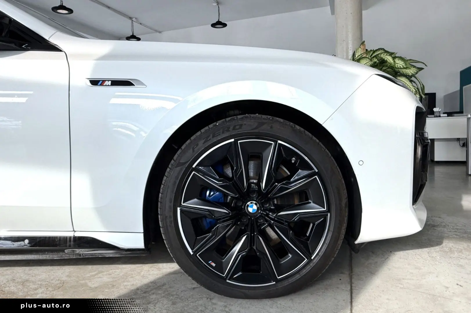 BMW M760e xDrive  Vollausstattung FULL Unfallfrei