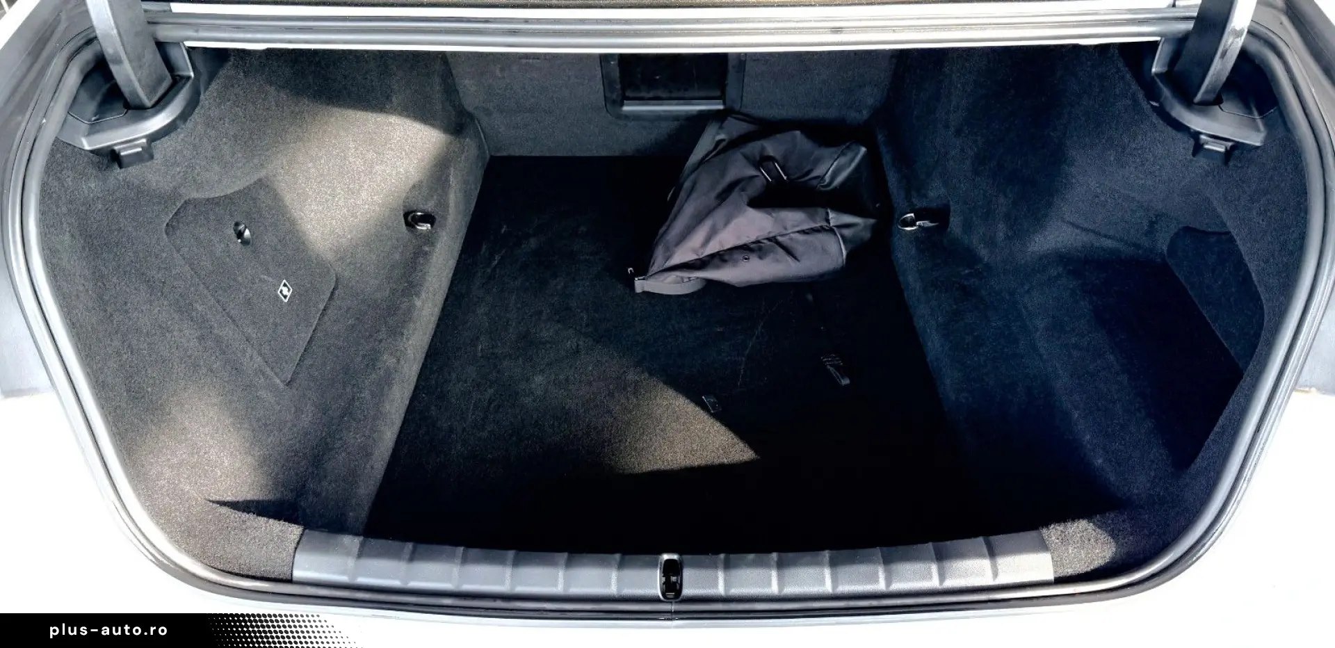 BMW M760e xDrive  Vollausstattung FULL Unfallfrei