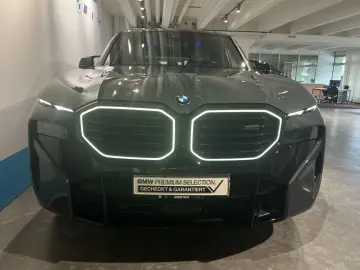 BMW XM 50e 23  AHK Massage Sitzbelüftung Autobahnass