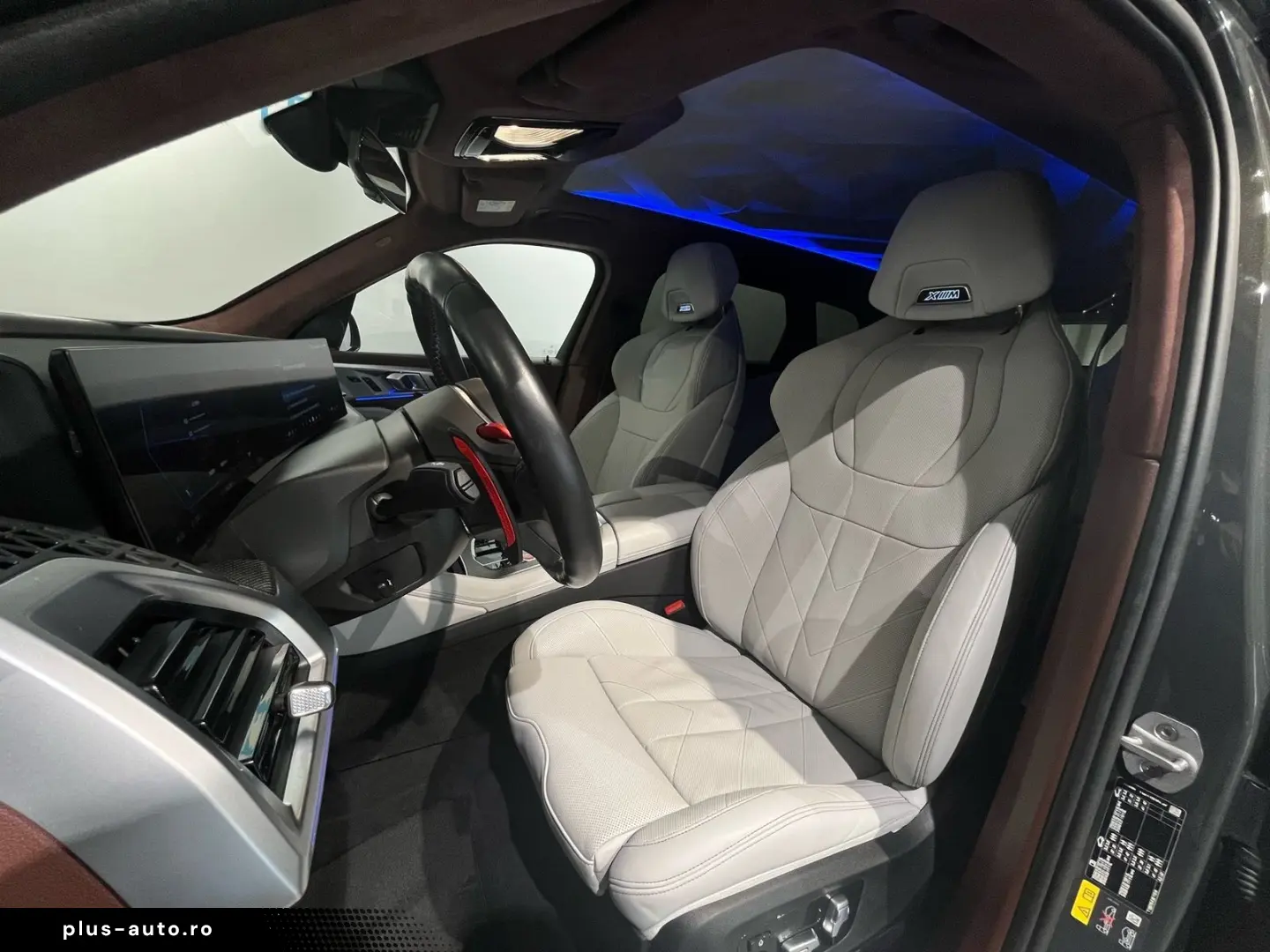 BMW XM 50e 23  AHK Massage Sitzbelüftung Autobahnass