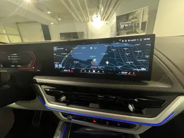 BMW XM 50e 23  AHK Massage Sitzbelüftung Autobahnass