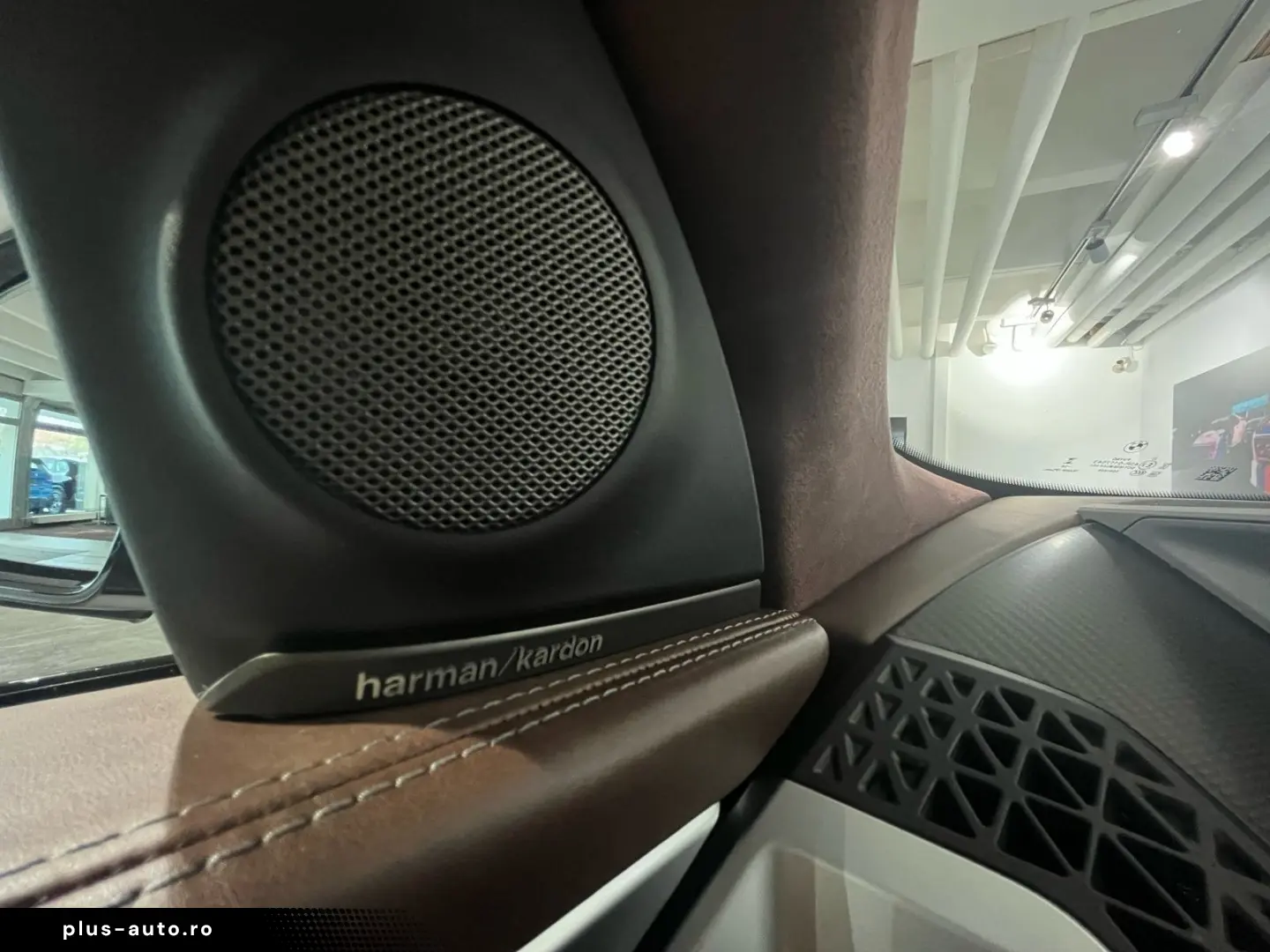 BMW XM 50e 23  AHK Massage Sitzbelüftung Autobahnass