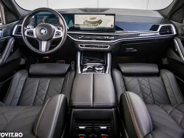 BMW X6 xDrive40i AT MHEV