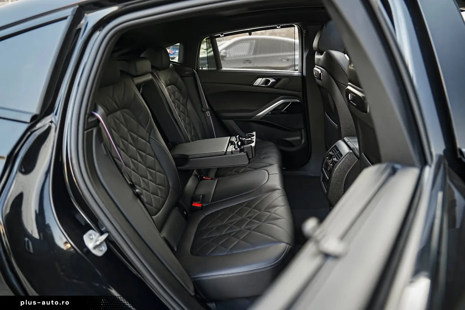 BMW X6 xDrive40i AT MHEV