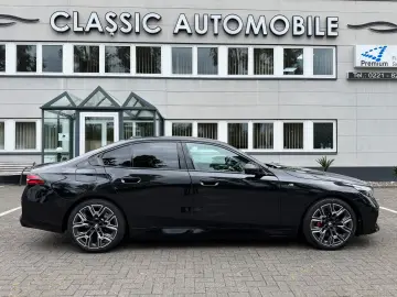 BMW 530 e xDrive M Sportpaket Pro Fond Entertai Pano