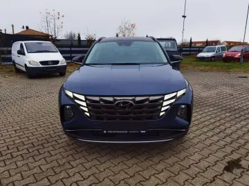 HYUNDAI Tucson 1 6 Mild-Hybrid AT Klimaaut. Navi DAB LED