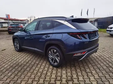 HYUNDAI Tucson 1 6 Mild-Hybrid AT Klimaaut. Navi DAB LED