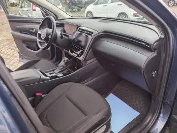 HYUNDAI Tucson 1 6 Mild-Hybrid AT Klimaaut. Navi DAB LED