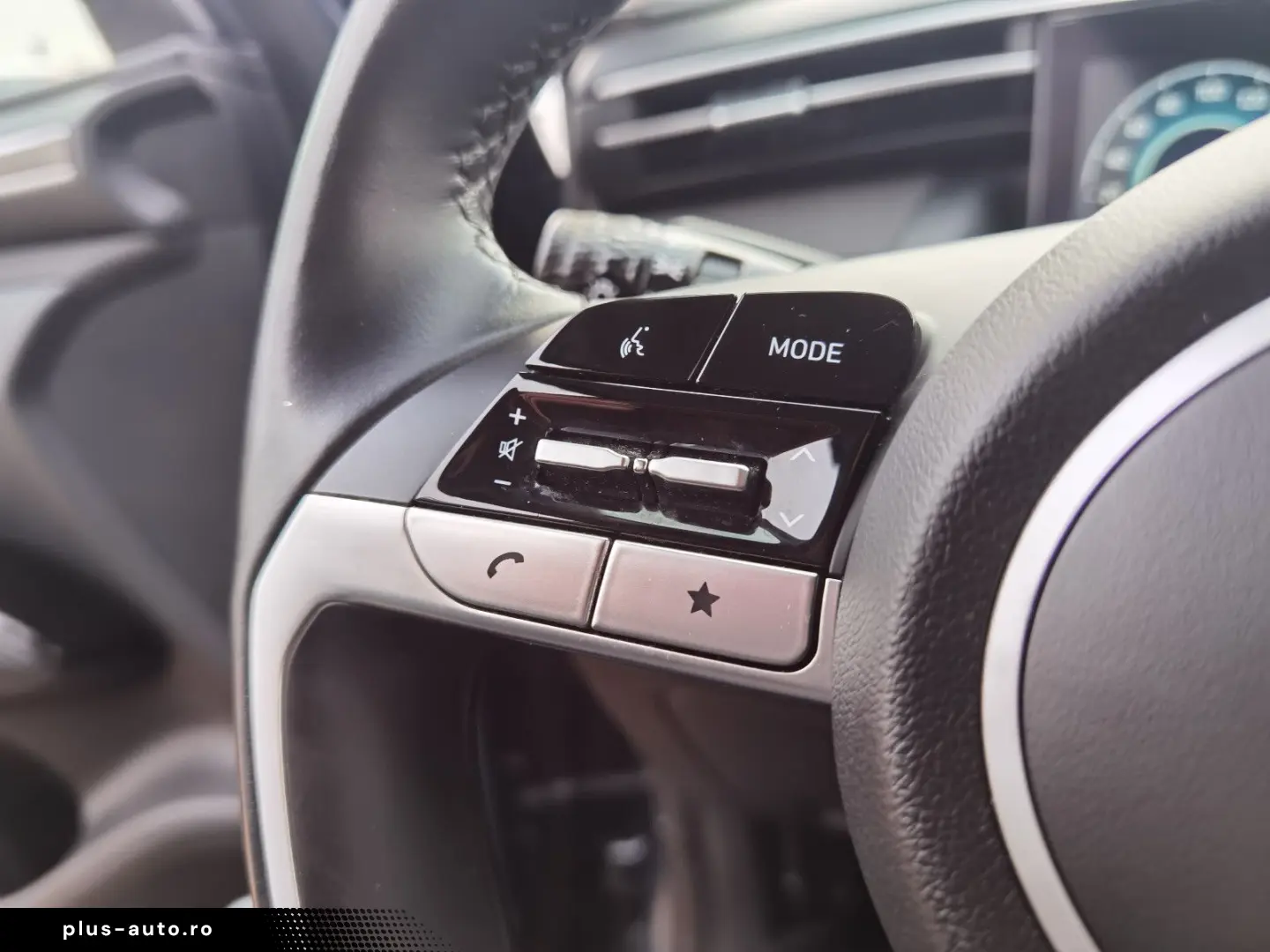 HYUNDAI Tucson 1 6 Mild-Hybrid AT Klimaaut. Navi DAB LED