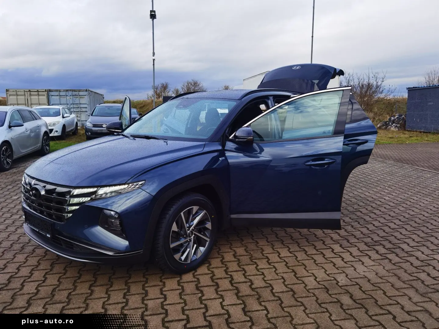 HYUNDAI Tucson 1 6 Mild-Hybrid AT Klimaaut. Navi DAB LED