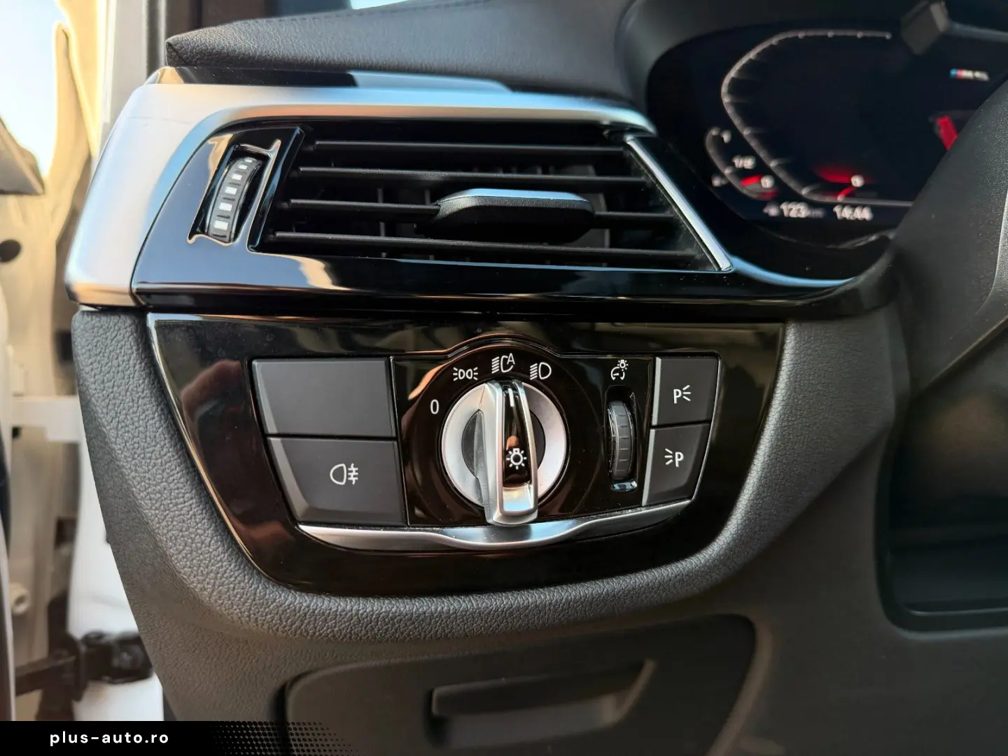 BMW M5 BMW-Garantie bis zum 16.05.2026 BowersWilkins