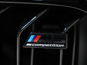 BMW M5 Lim. Competition B&W LASER MASSAGE HUD 360 KA