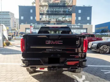 GMC Sierra Denali