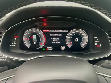 AUDI Q7 45 TDI quattro tiptronic MATRIX AHK HUD NIGHT
