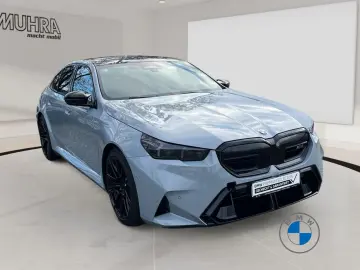 BMW M5 Limousine M Sport 20  21  Pano Memory B&W