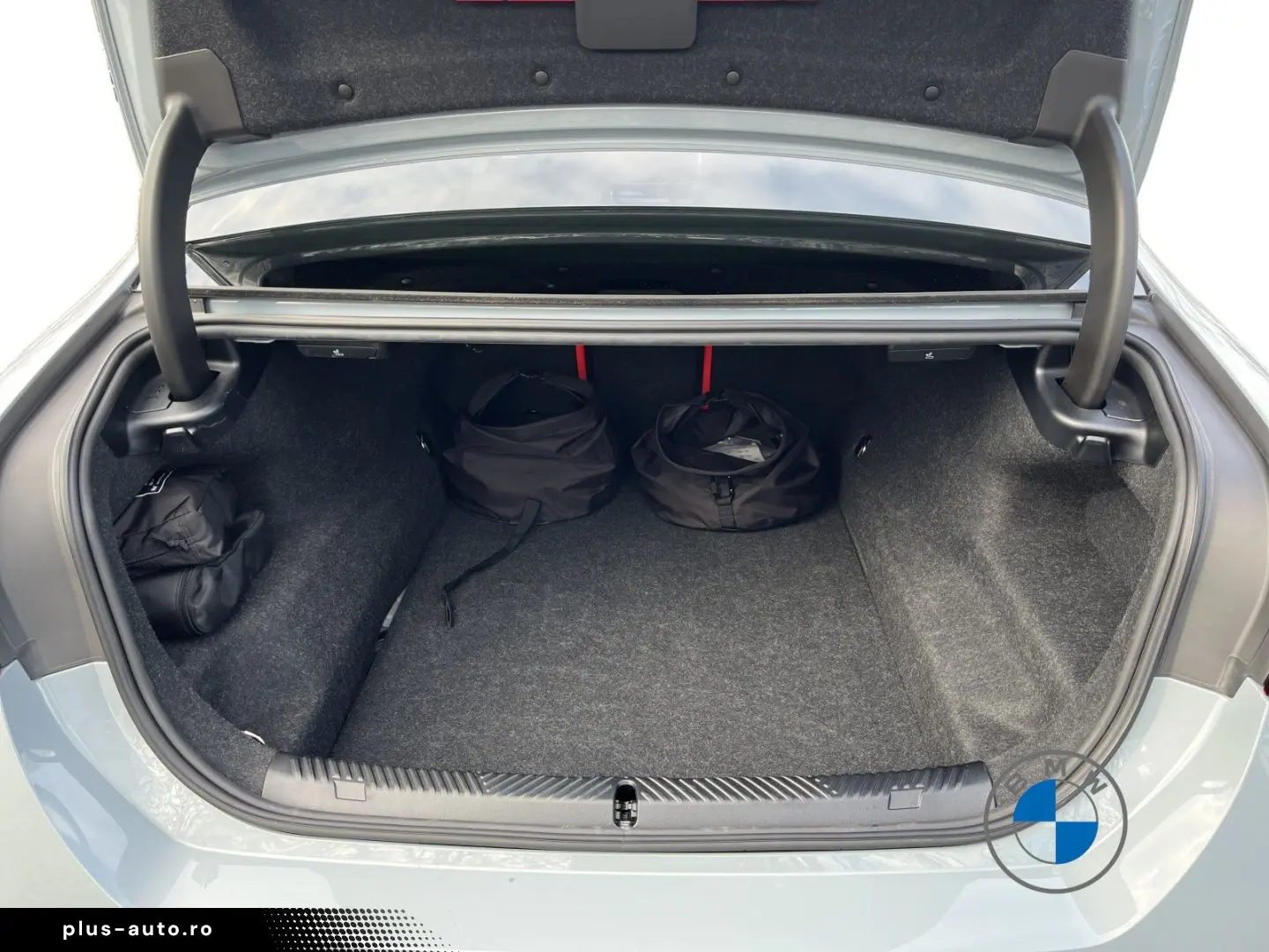 BMW M5 Limousine M Sport 20  21  Pano Memory B&W