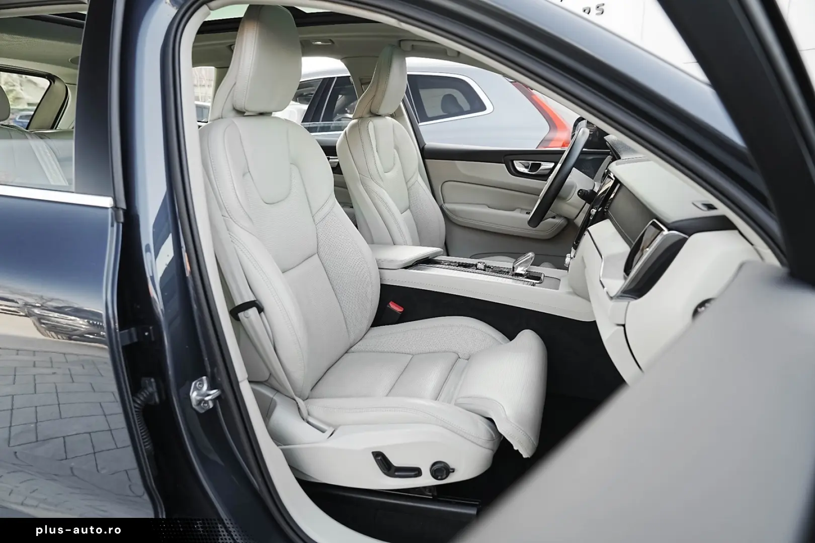 Volvo XC 60 Recharge T6 Twin Engine eAWD