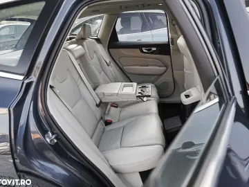 Volvo XC 60 Recharge T6 Twin Engine eAWD