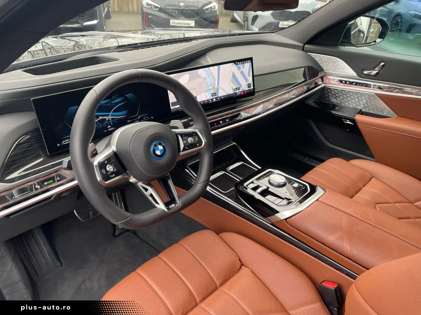BMW 750e xDrive Limo M Sport    DrivingAssProf 360