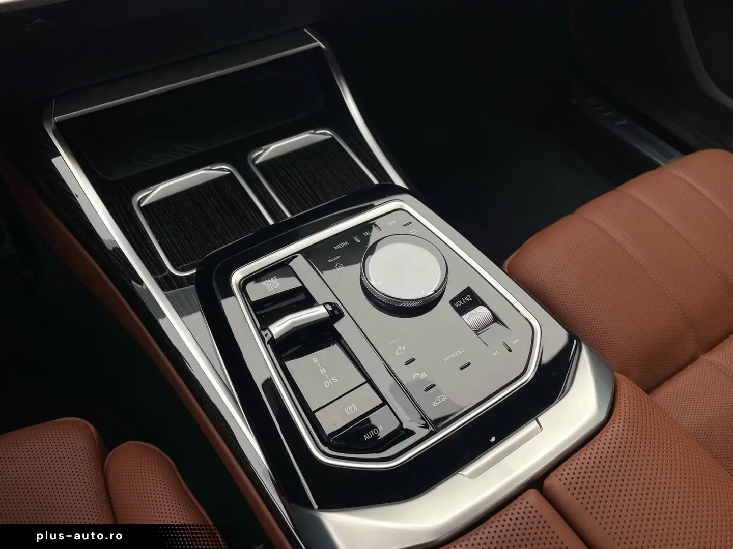 BMW 750e xDrive Limo M Sport    DrivingAssProf 360