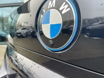 BMW 750e xDrive Limo M Sport    DrivingAssProf 360