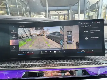 BMW 750e xDrive M Sport Pro TV Massage Lounge 21 B&W