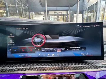 BMW 750e xDrive M Sport Pro TV Massage Lounge 21 B&W