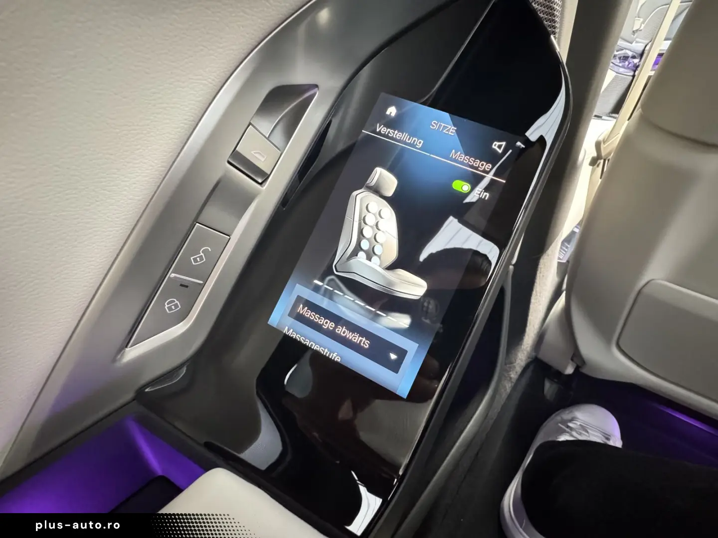 BMW 750e xDrive M Sport Pro TV Massage Lounge 21 B&W