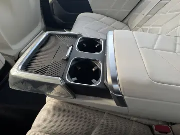 BMW 750e xDrive M Sport Pro TV Massage Lounge 21 B&W