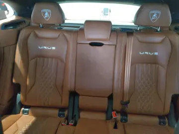 LAMBORGHINI Urus S - Vollausstattung - Grigio Keres