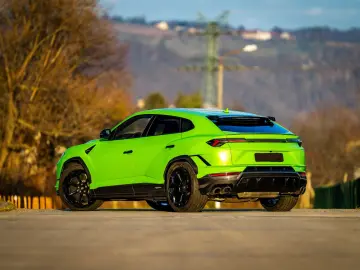 LAMBORGHINI Urus  Performante  Full Carbon  Neuwagenzustand