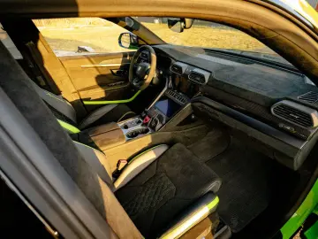 LAMBORGHINI Urus  Performante  Full Carbon  Neuwagenzustand