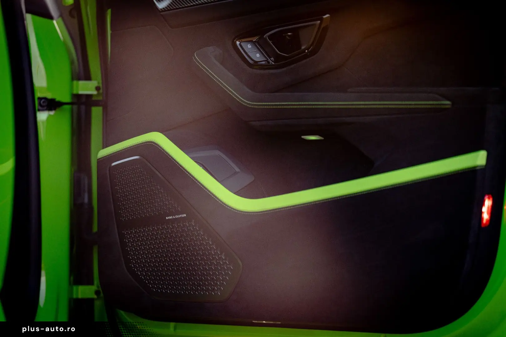 LAMBORGHINI Urus  Performante  Full Carbon  Neuwagenzustand