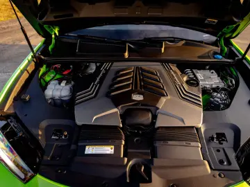 LAMBORGHINI Urus  Performante  Full Carbon  Neuwagenzustand