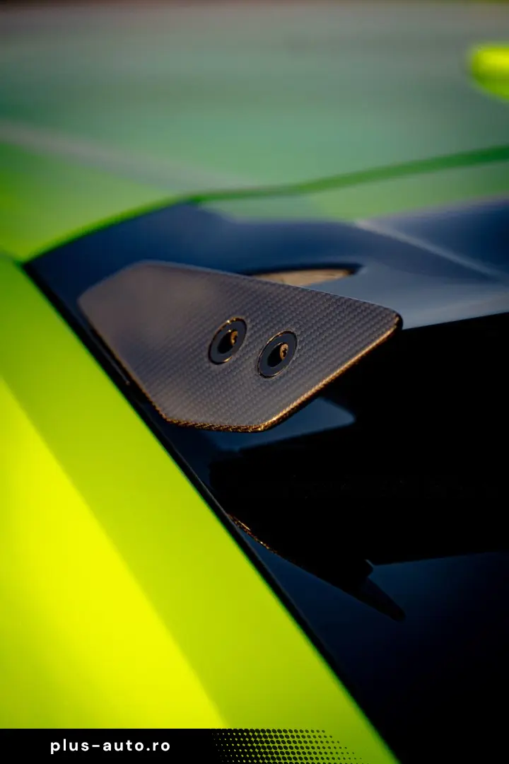 LAMBORGHINI Urus  Performante  Full Carbon  Neuwagenzustand