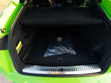 LAMBORGHINI Urus  Performante  Full Carbon  Neuwagenzustand