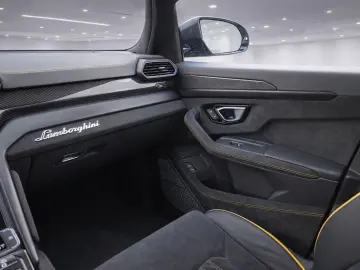LAMBORGHINI Urus S  Performante Interieur  Carbon   Keramik