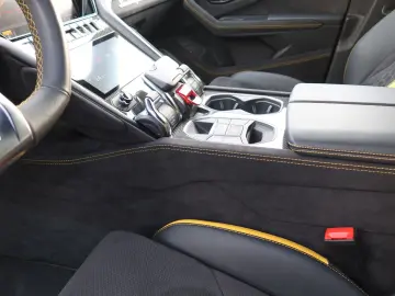 LAMBORGHINI Urus S  Performante Interieur  Carbon   Keramik