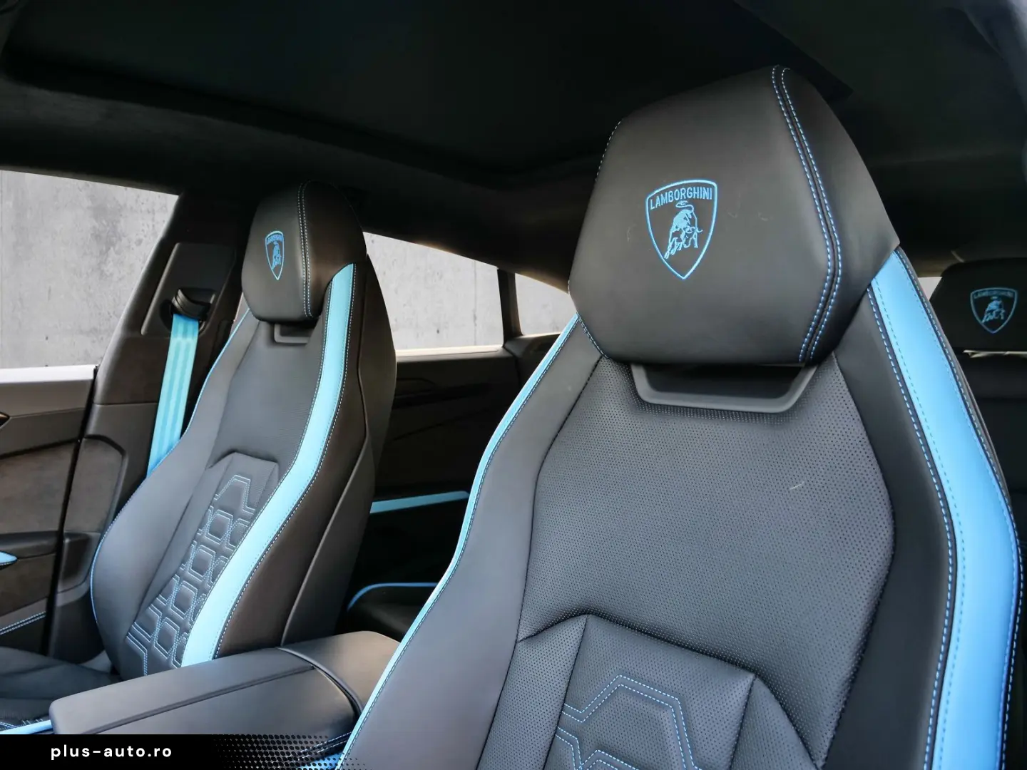 LAMBORGHINI Urus SE Blu Cepheus  Pano  Ad Personam Colour