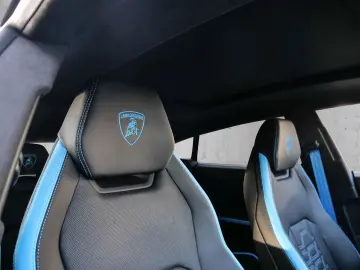LAMBORGHINI Urus SE Blu Cepheus  Pano  Ad Personam Colour