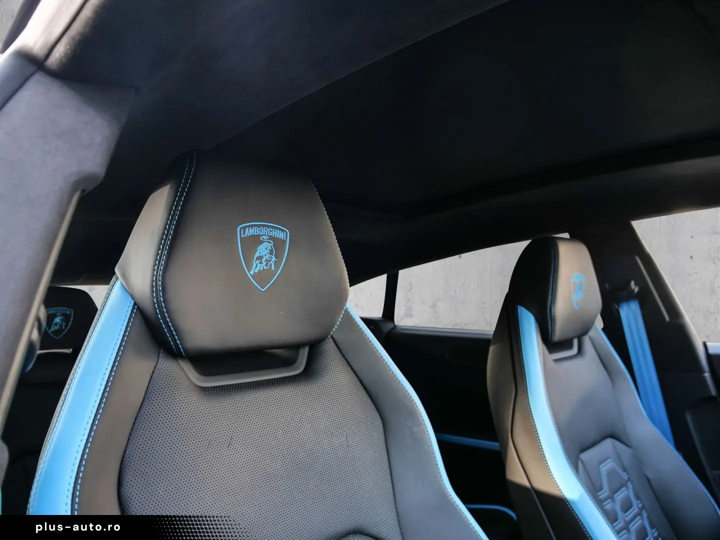 LAMBORGHINI Urus SE Blu Cepheus  Pano  Ad Personam Colour