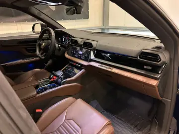 LAMBORGHINI Urus SE AD PERSONAM XPEL PANO B&O