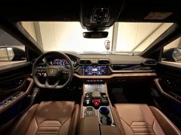 LAMBORGHINI Urus SE AD PERSONAM XPEL PANO B&O