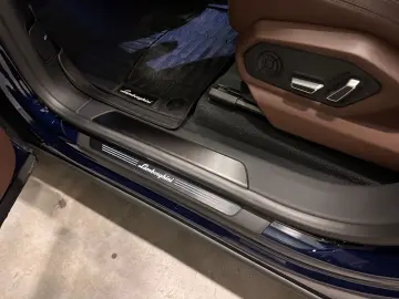 LAMBORGHINI Urus SE AD PERSONAM XPEL PANO B&O