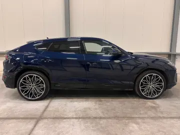 LAMBORGHINI Urus SE AD PERSONAM XPEL PANORAMA