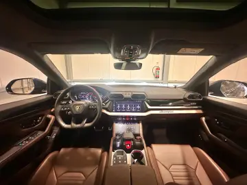 LAMBORGHINI Urus SE AD PERSONAM XPEL PANORAMA